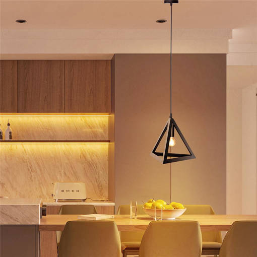 Lampadario in ferro (lampadina esclusa) E27