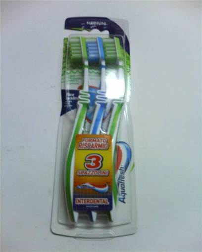 Aquafresh Spazzolino Flex X Interdental Tris